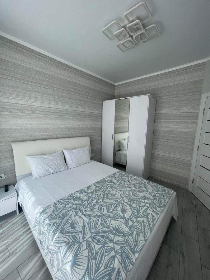 Nika Apartment Odesa Exterior foto